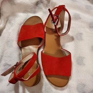 Kenneth Cole Reaction

Jolly

Sandals